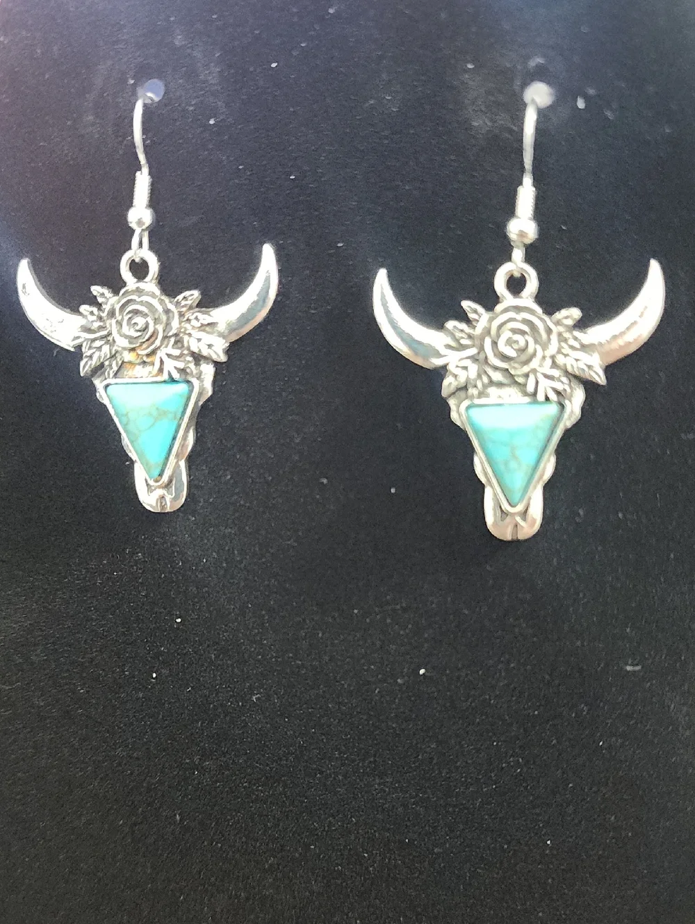 Vintage Western-style Turquoise Jewelry Sets, Which Are Composed Of Various Ele-